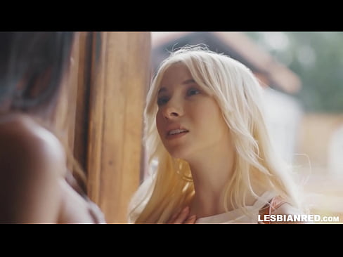 ❤️ Dziewczyna wraca do domu kilka miesięcy później i kończy się na tym, że zjada cipkę macochy ️❌ Beautiful porn at us ☑